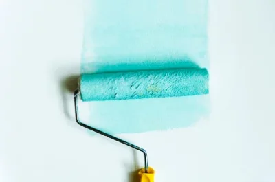 Peinture intérieure à Bréziers — murs, plafonds et boiseries